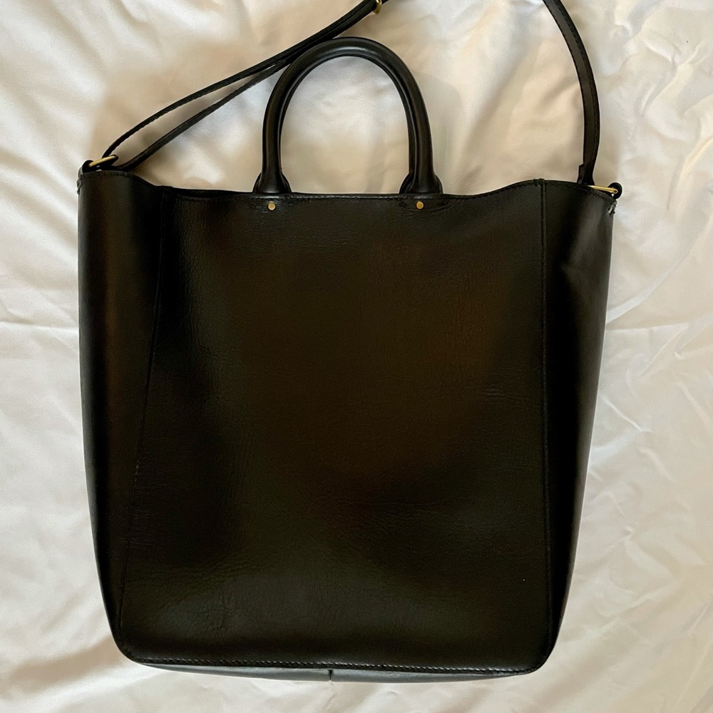 The Abroad Tote